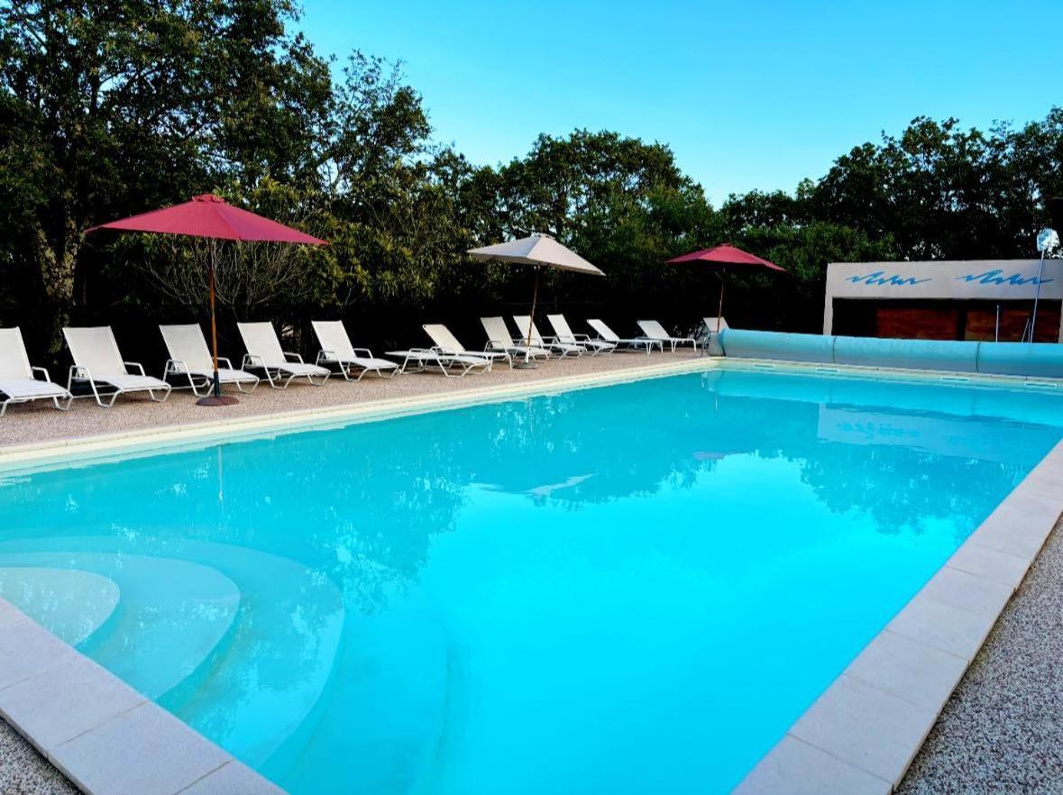 Hotel Les Persedes Lavilledieu  Exterior photo