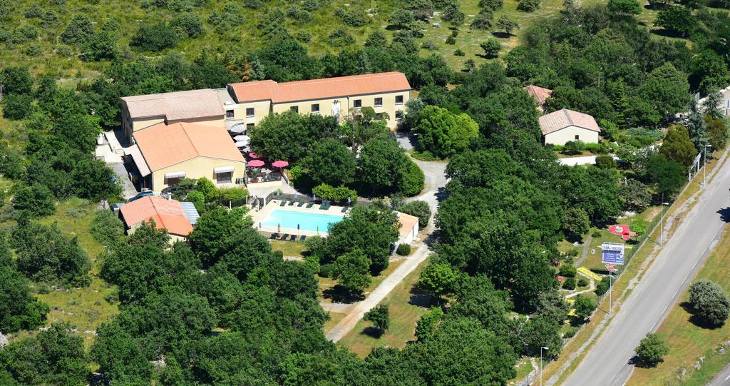 Hotel Les Persedes Lavilledieu  Exterior photo