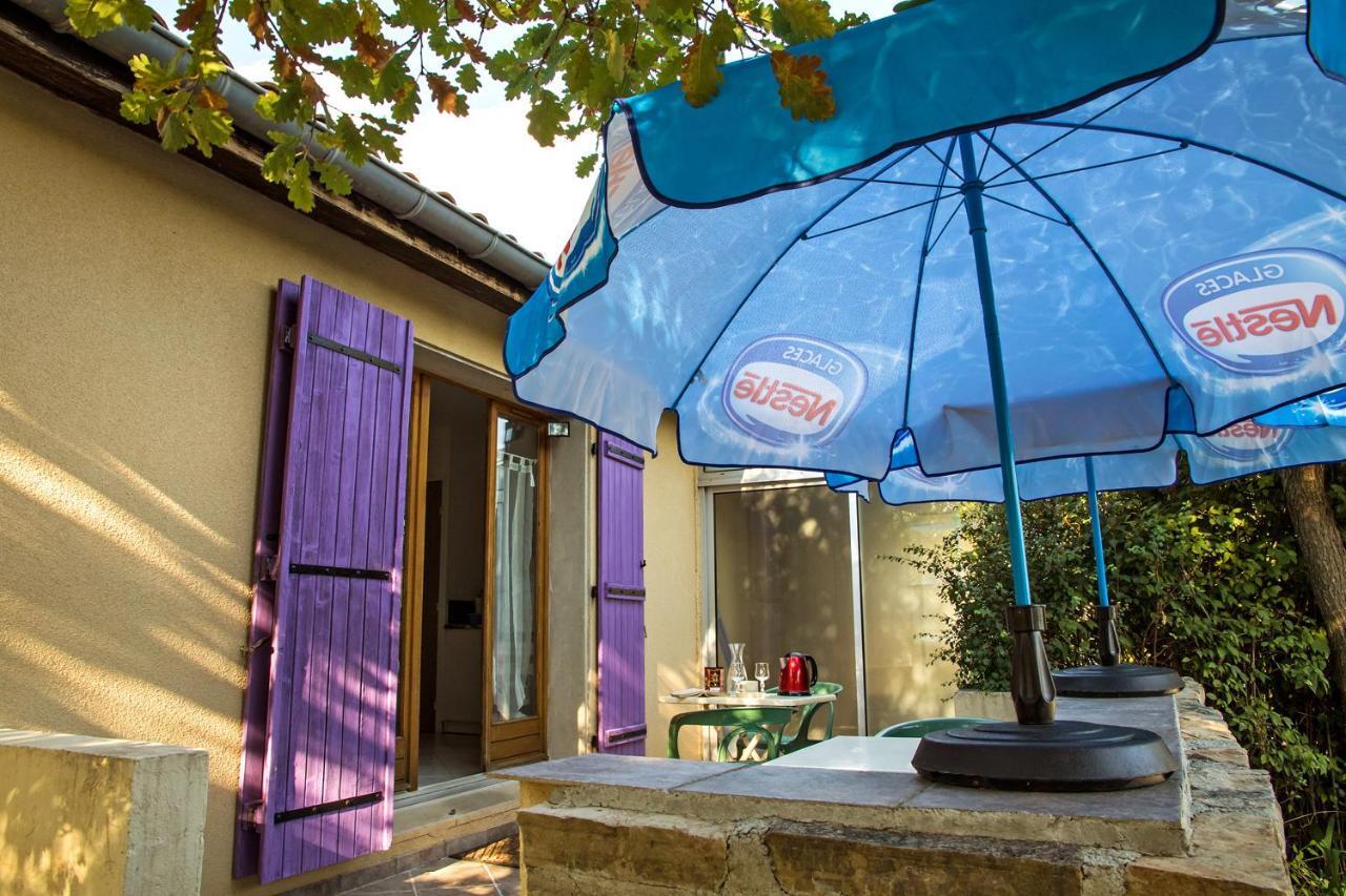 Hotel Les Persedes Lavilledieu  Exterior photo