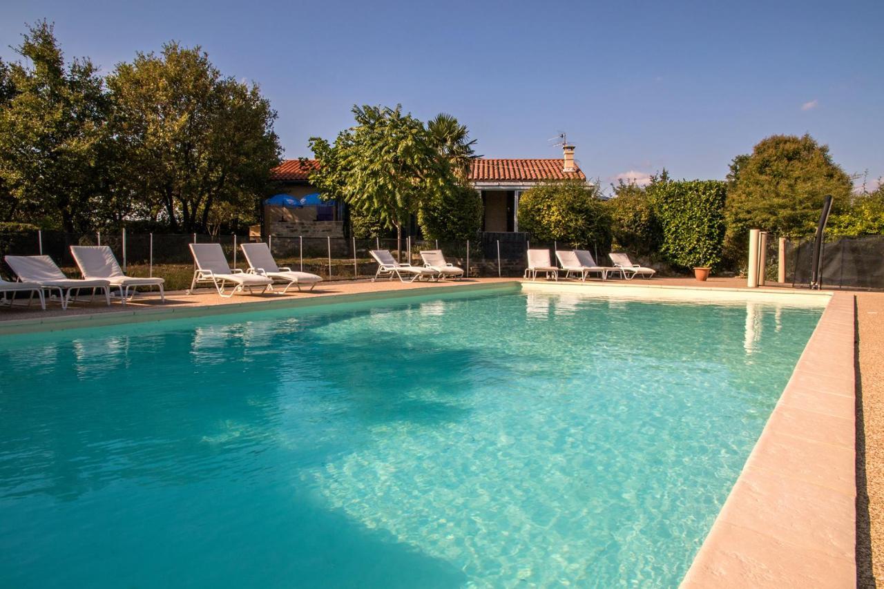 Hotel Les Persedes Lavilledieu  Exterior photo